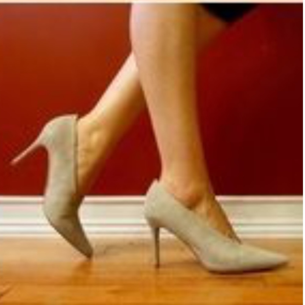 Vince Camuto Suede Ankia Beige Suede Pump